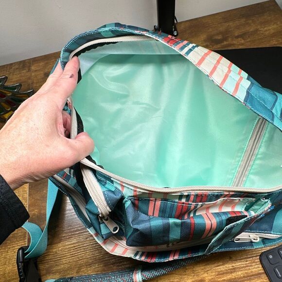 Kavu Rope Sling Crossbody Backpack Book Bag Green Striped Adjustable Strap - Picture 7 of 9